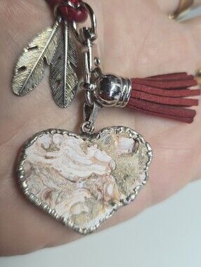 Druzy Agate Heart Stone with Burgandy Cord, Tassel and Feather Charms NWOT